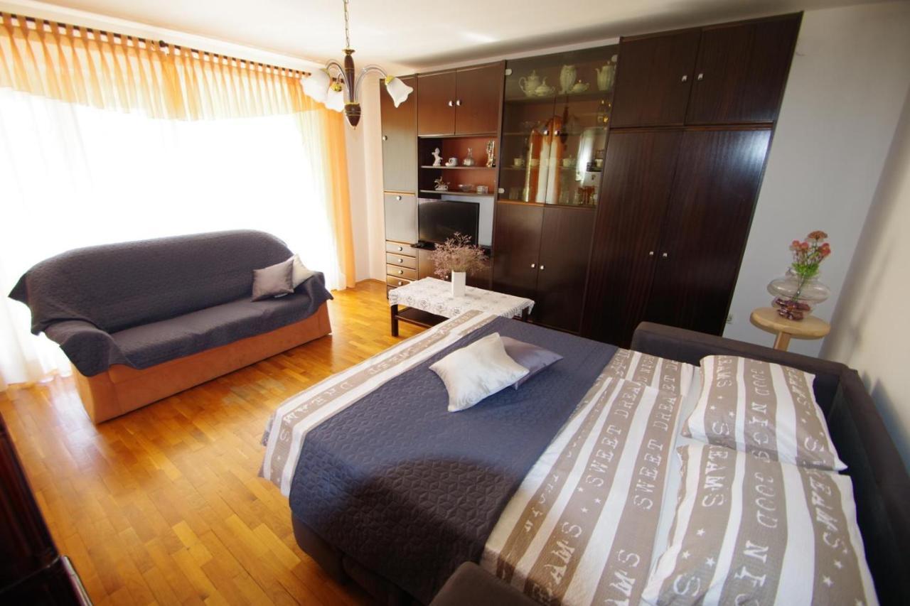 Apartment Ana 普拉 外观 照片